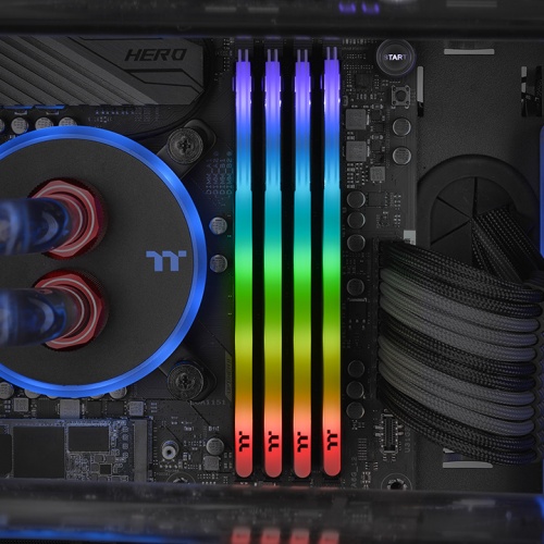 Thermaltake TOUGHRAM 19395 DDR4 
