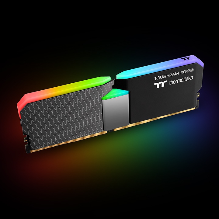 TOUGHRAM XG RGB Memory DDR4 4000 MHz 16GB (8GB x2)