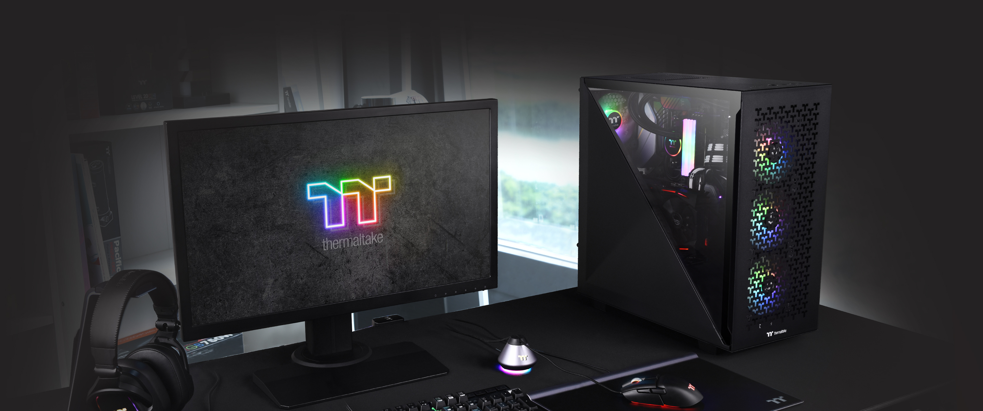 Thermaltake Divider 300 TG Mid Tower Chassis