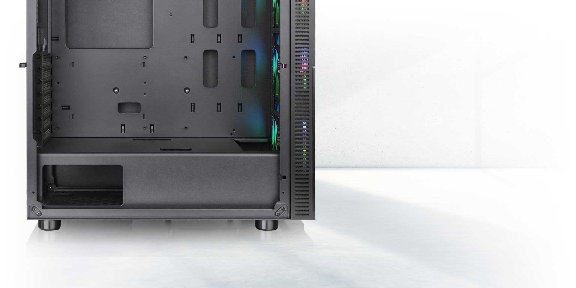 Versa T26 TG ARGB Mid Tower Chassis