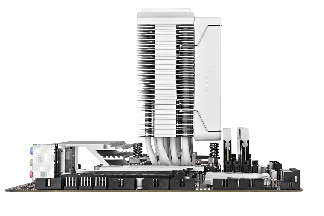 Image of the ASTRIA 400 ARGB White heat pipe and fin stack with RAM compatibility